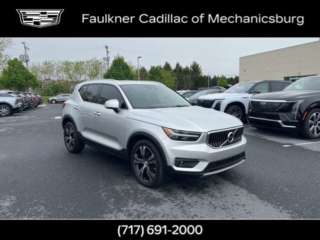2019 VOLVO XC40