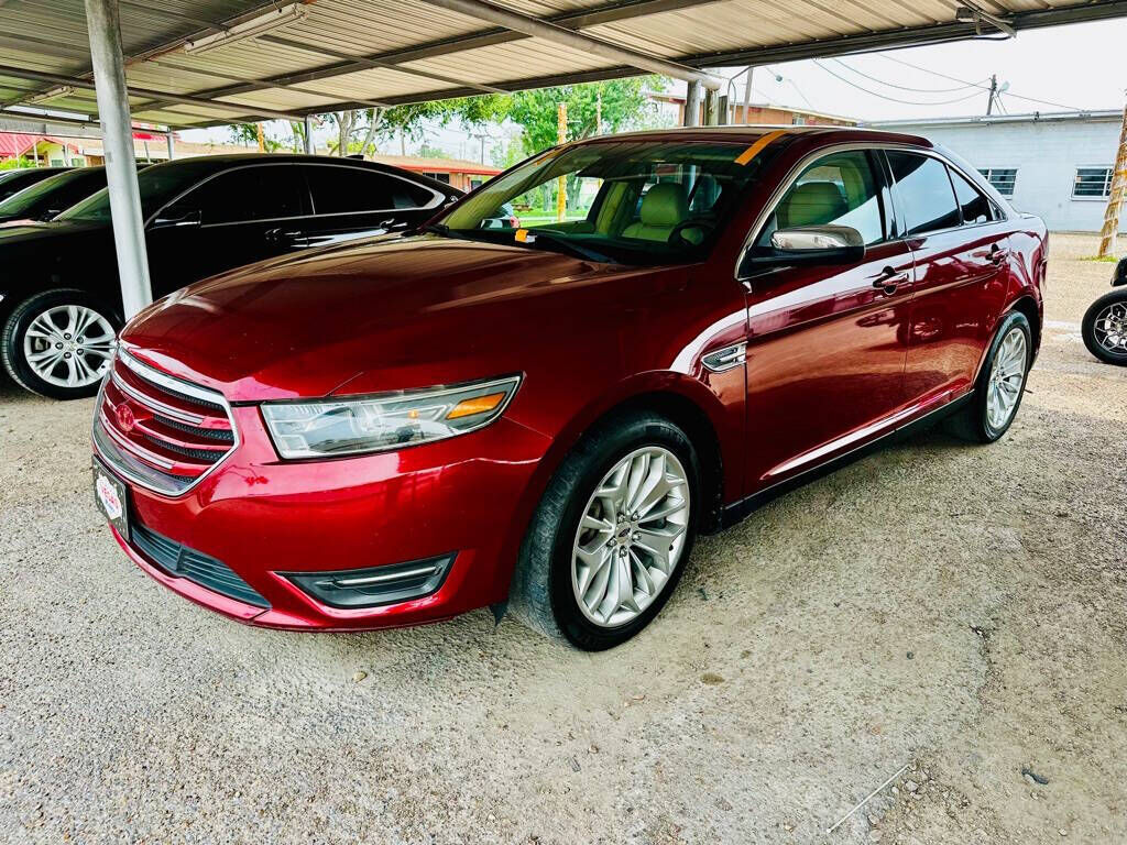2017 FORD Taurus
