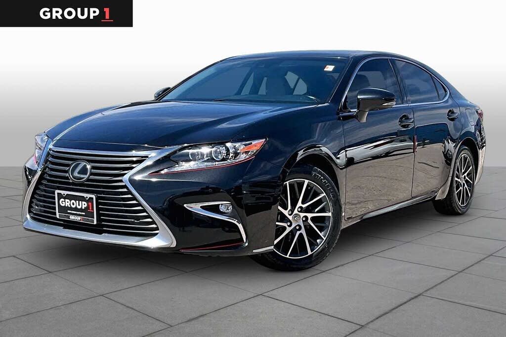 2018 LEXUS ES