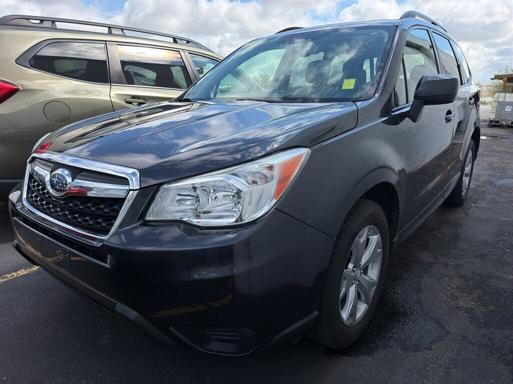 2015 SUBARU Forester