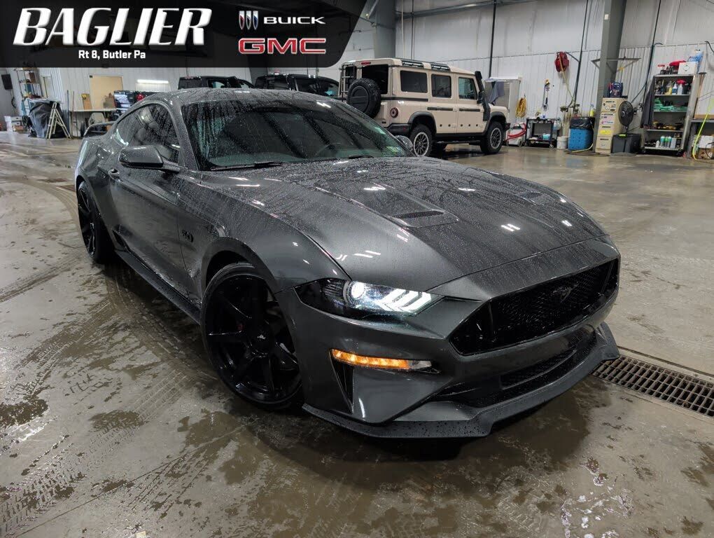 2020 FORD Mustang