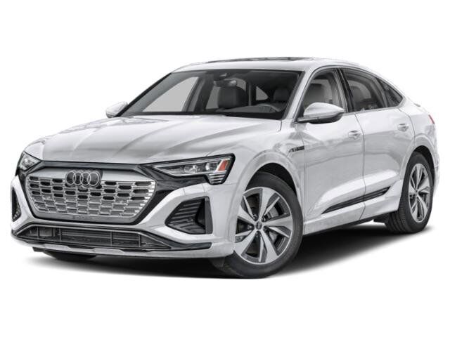 2024 AUDI Q8