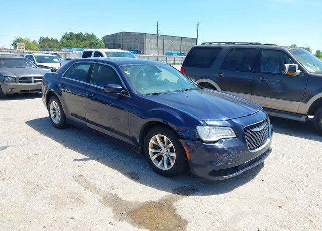 2015 CHRYSLER 300