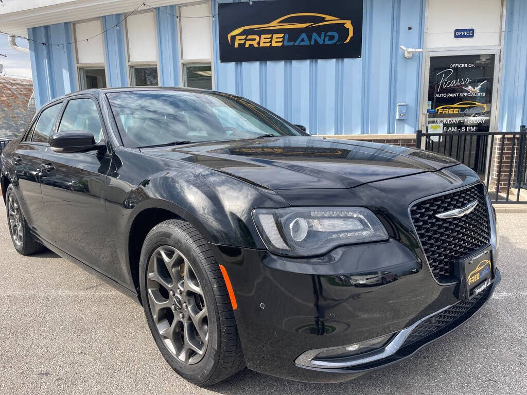 2017 CHRYSLER 300