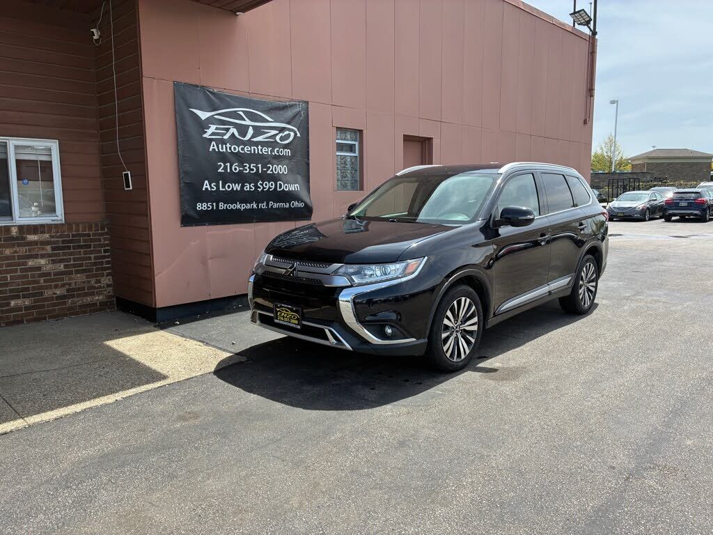 2019 MITSUBISHI Outlander