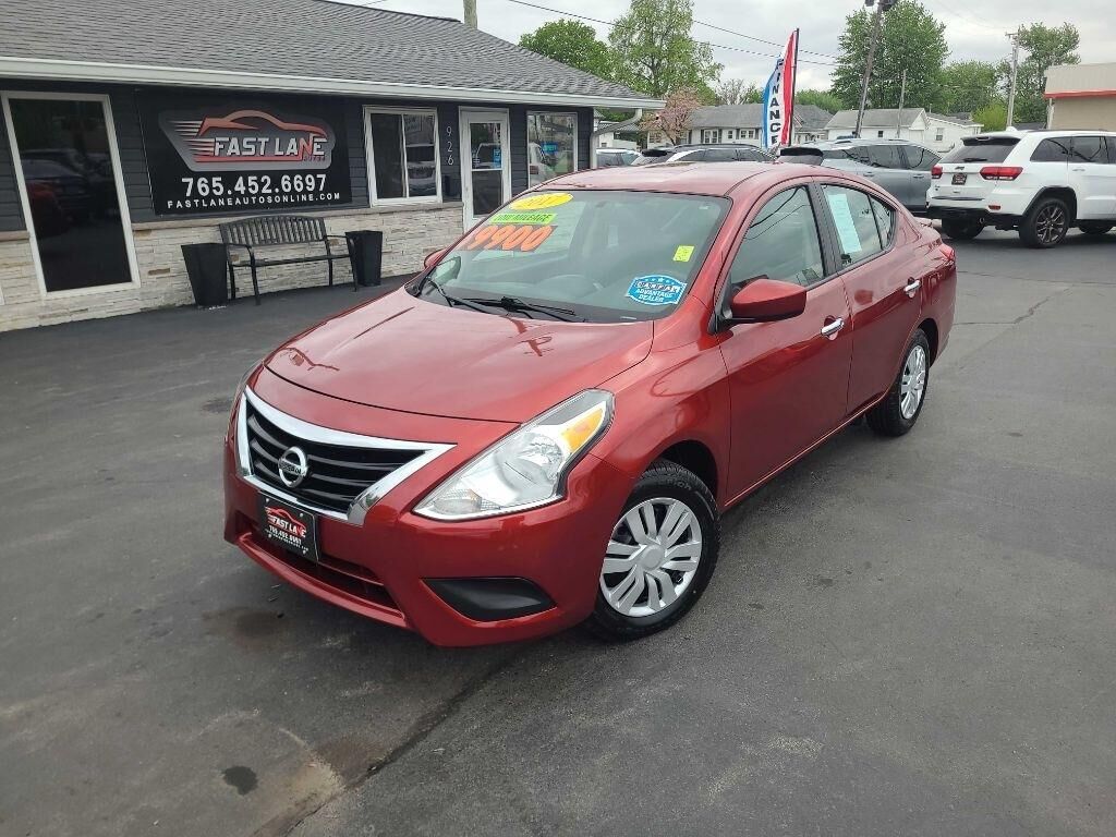 2017 NISSAN Versa