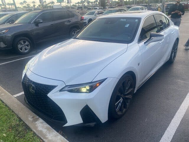 2023 LEXUS IS