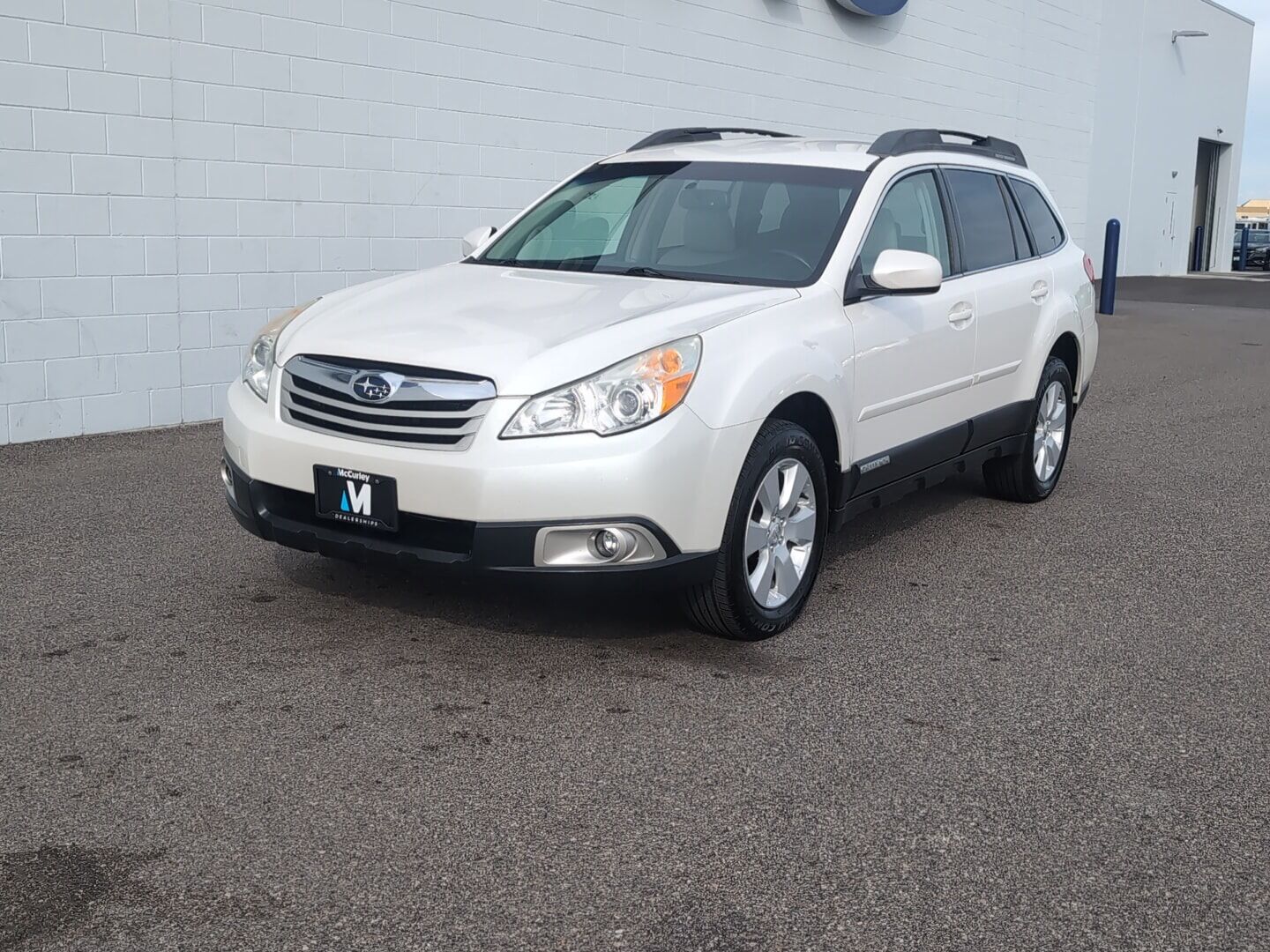 2011 SUBARU Outback