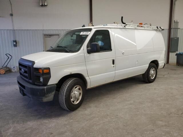 2010 FORD E-250
