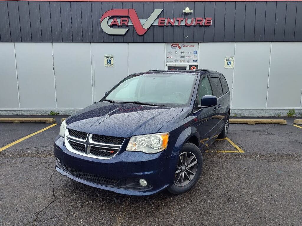 2017 DODGE Grand Caravan