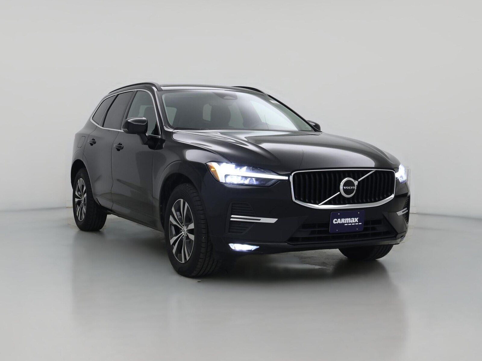 2023 VOLVO XC60