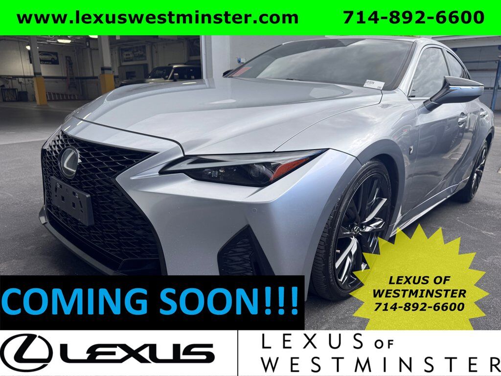 2022 LEXUS IS