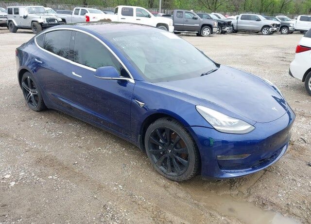 2019 TESLA Model 3