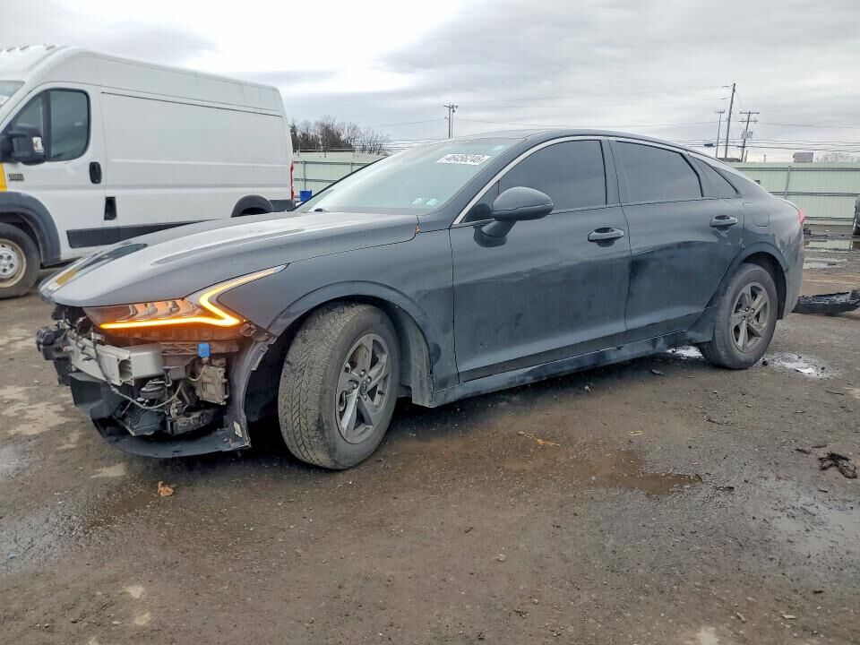 2022 KIA K5