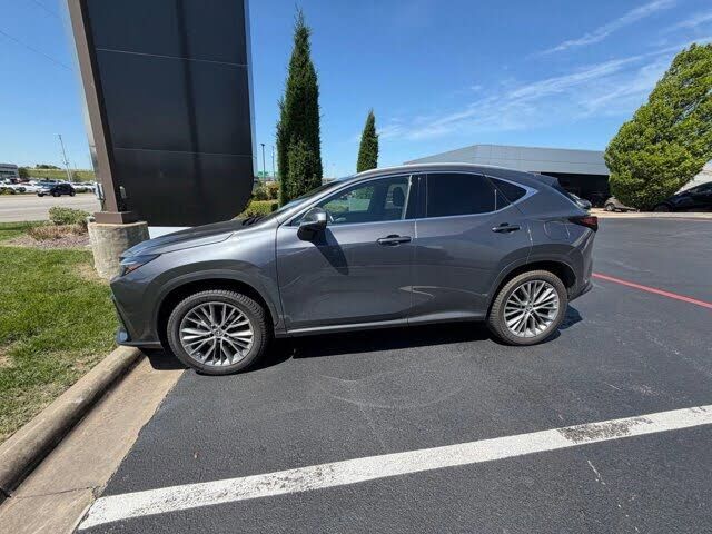 2022 LEXUS NX