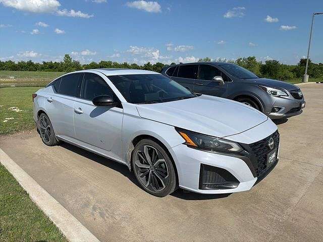 2023 NISSAN Altima