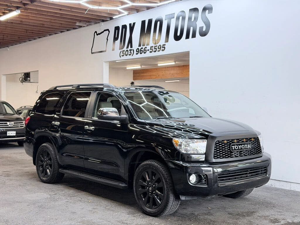 2012 TOYOTA Sequoia