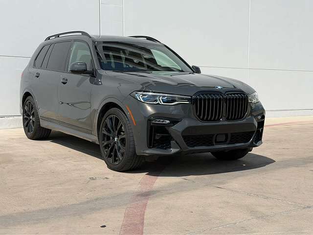 2022 BMW X7