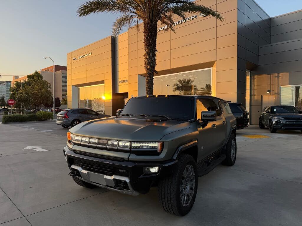 2024 GMC Hummer EV SUV