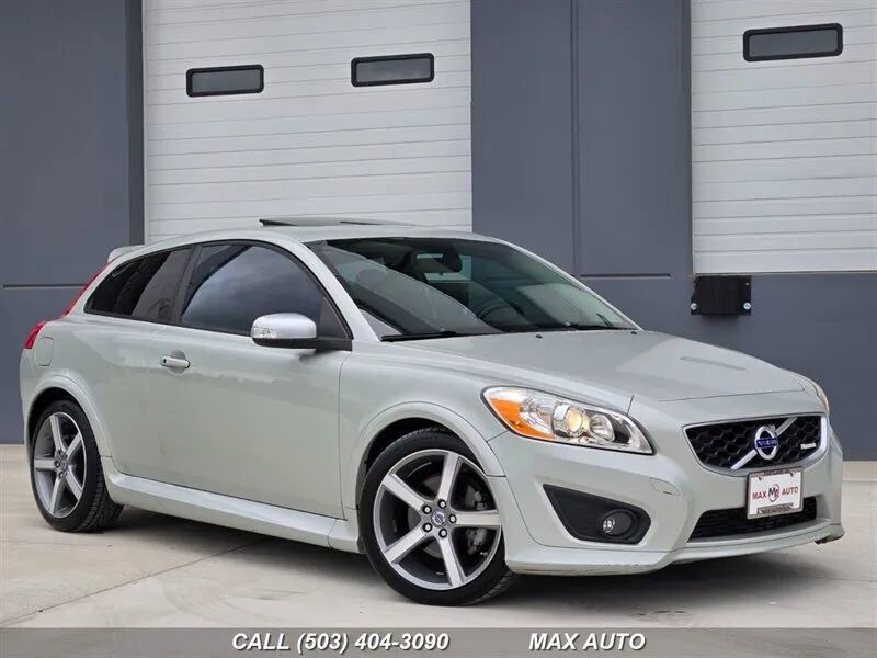 2011 VOLVO C30