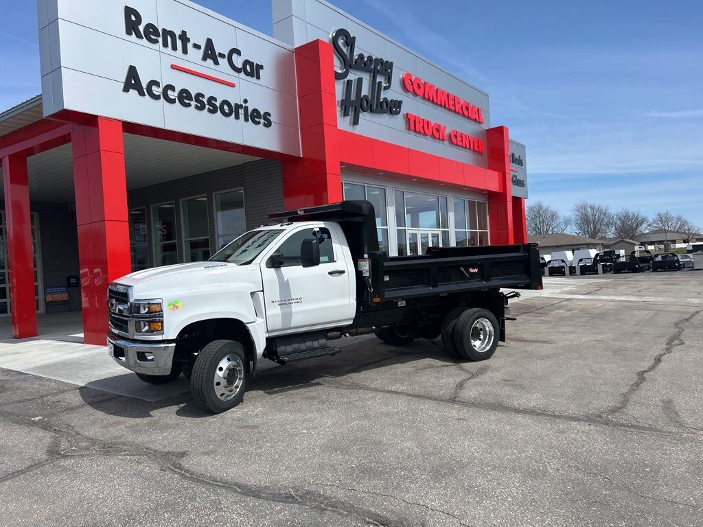2024 GMC Silverado Medium Duty