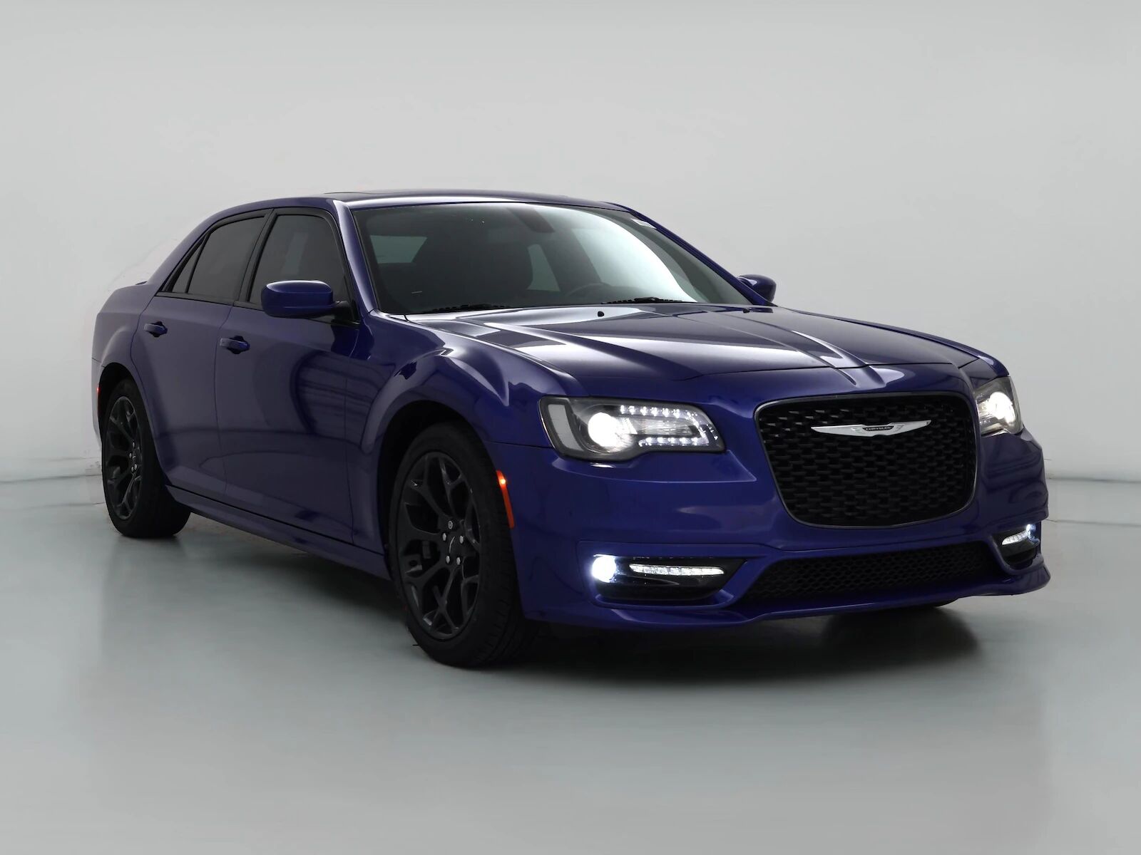 2019 CHRYSLER 300