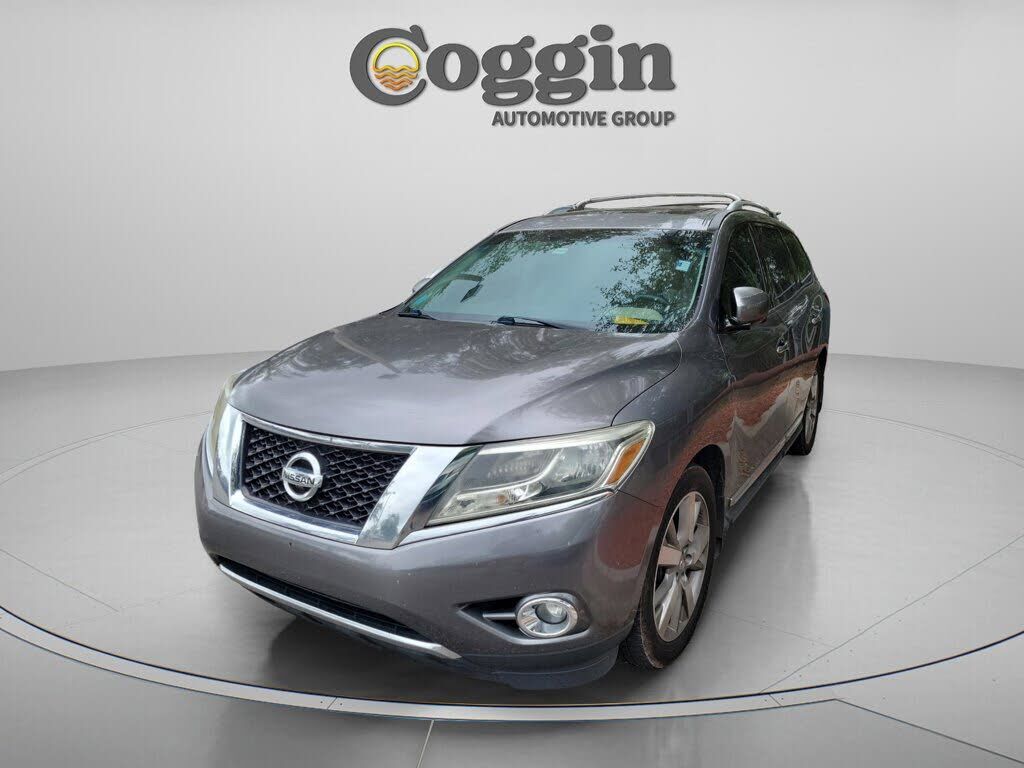 2016 NISSAN Pathfinder