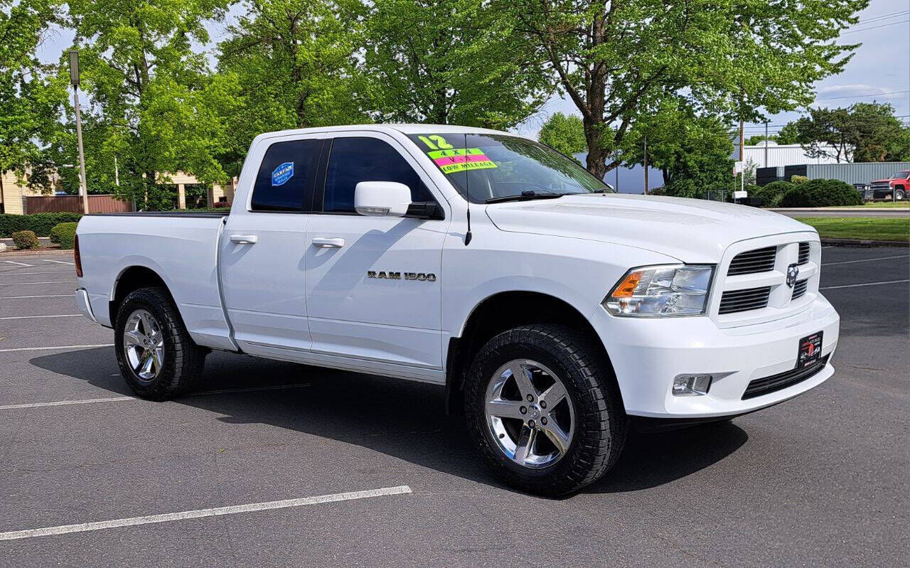 2012 DODGE Ram