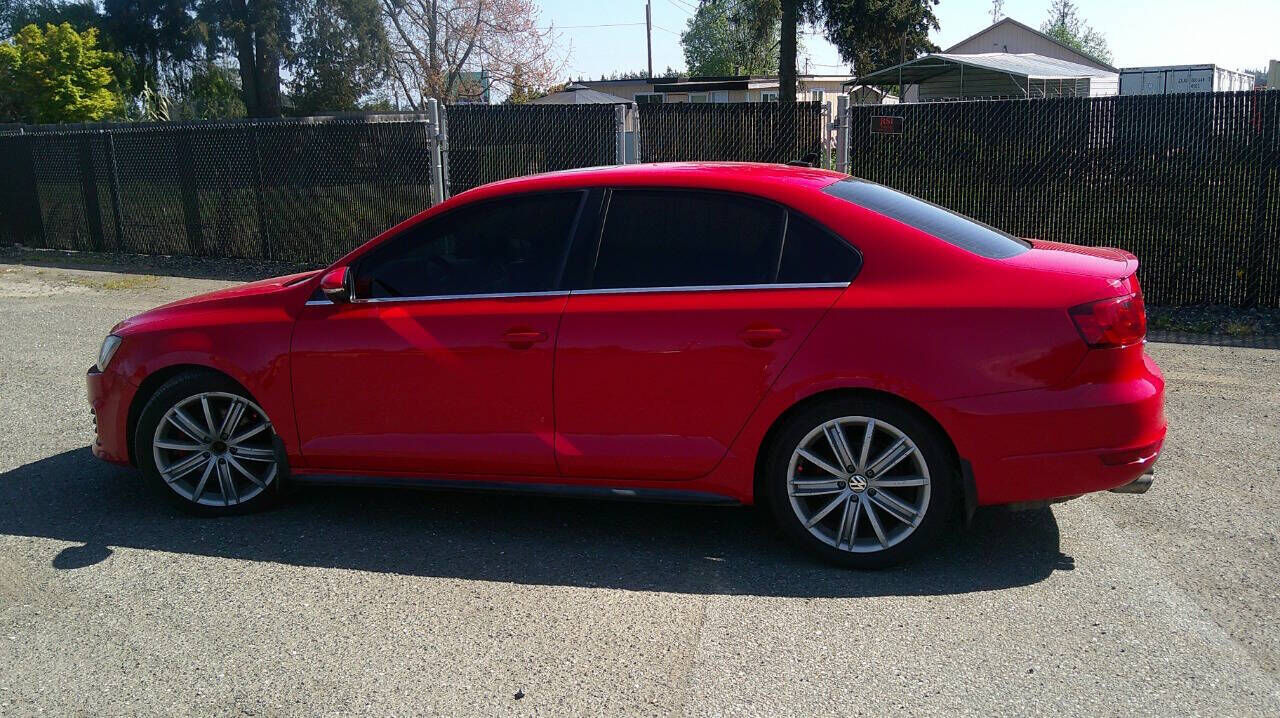 2013 VOLKSWAGEN Jetta