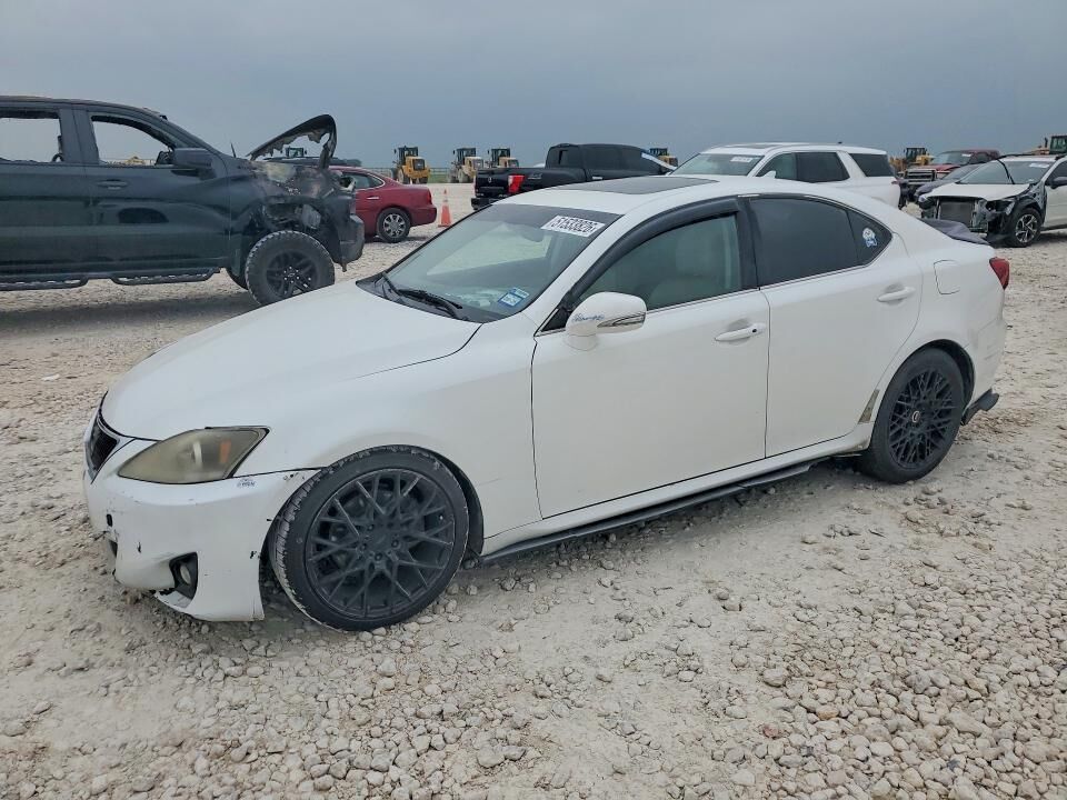 2011 LEXUS IS