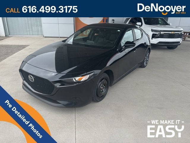 2023 MAZDA Mazda3