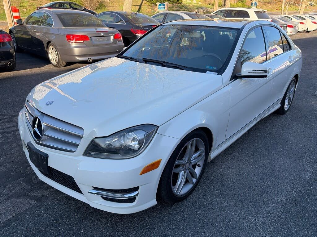 2012 MERCEDES-BENZ C-Class