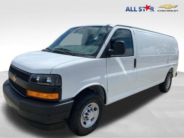 2026 CHEVROLET Express