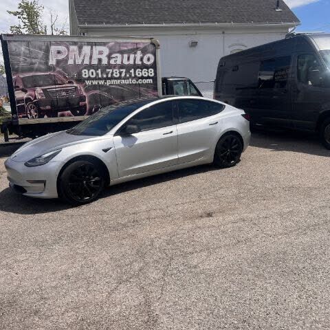 2020 TESLA Model 3