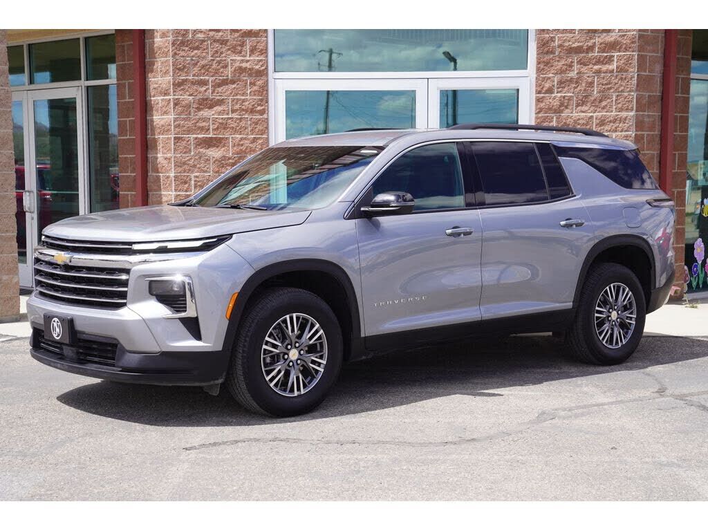 2026 CHEVROLET Traverse