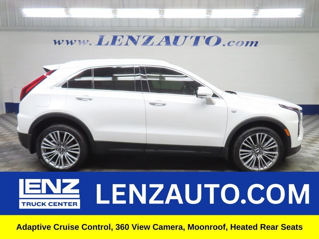 2025 CADILLAC XT4