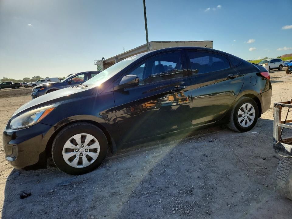 2016 HYUNDAI Accent