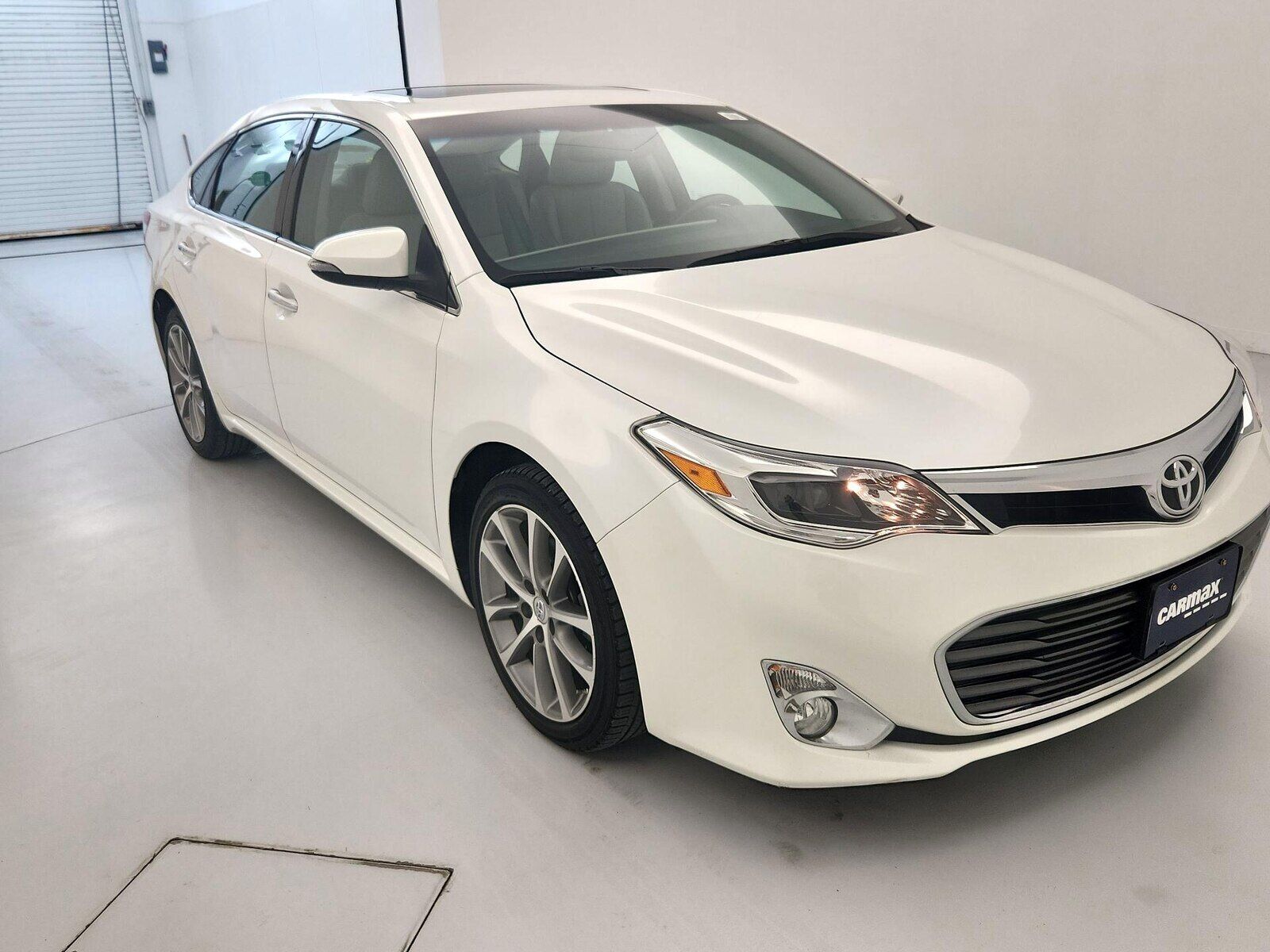 2015 TOYOTA Avalon