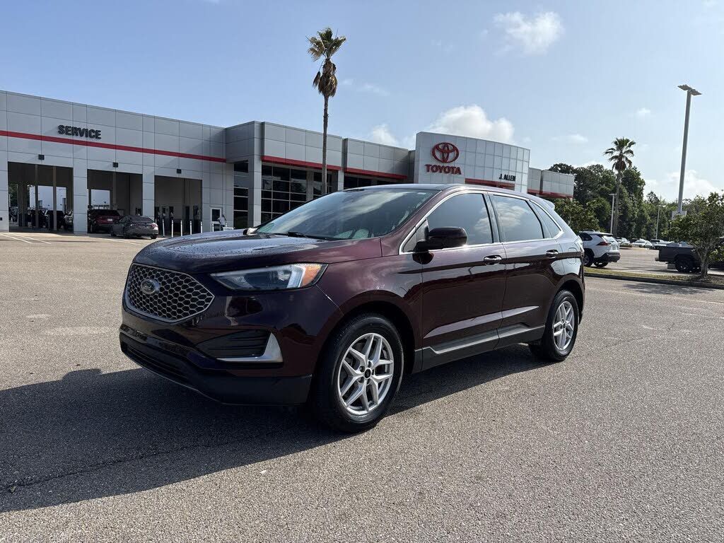 2023 FORD Edge