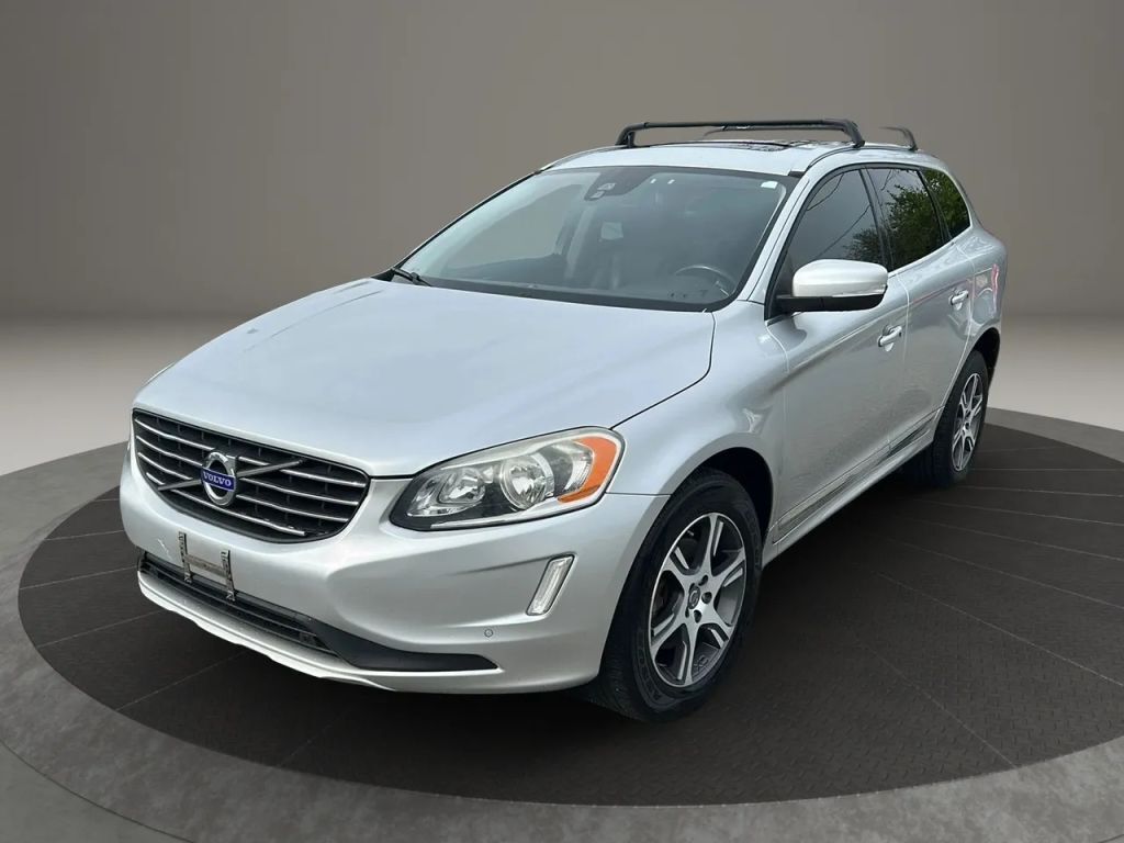 2015 VOLVO XC60