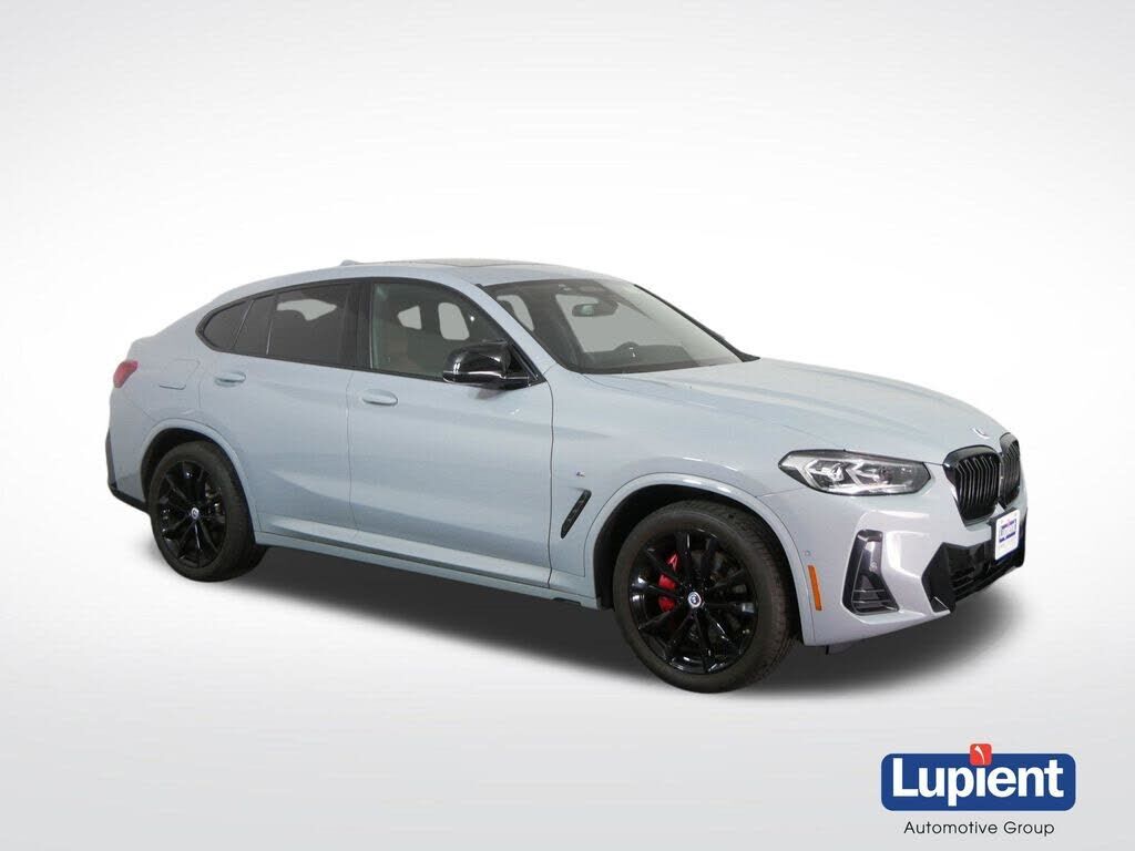 2023 BMW X4