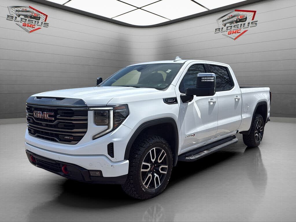 2023 GMC Sierra