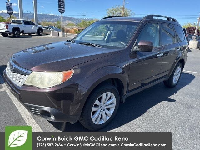 2013 SUBARU Forester