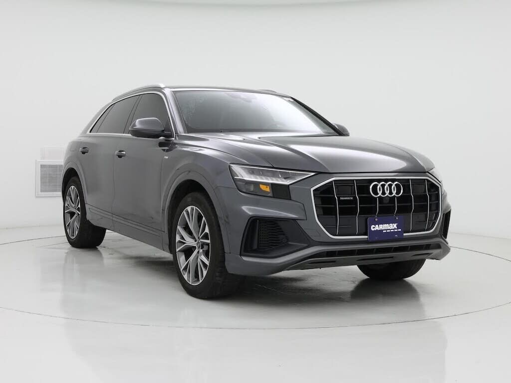 2021 AUDI Q8