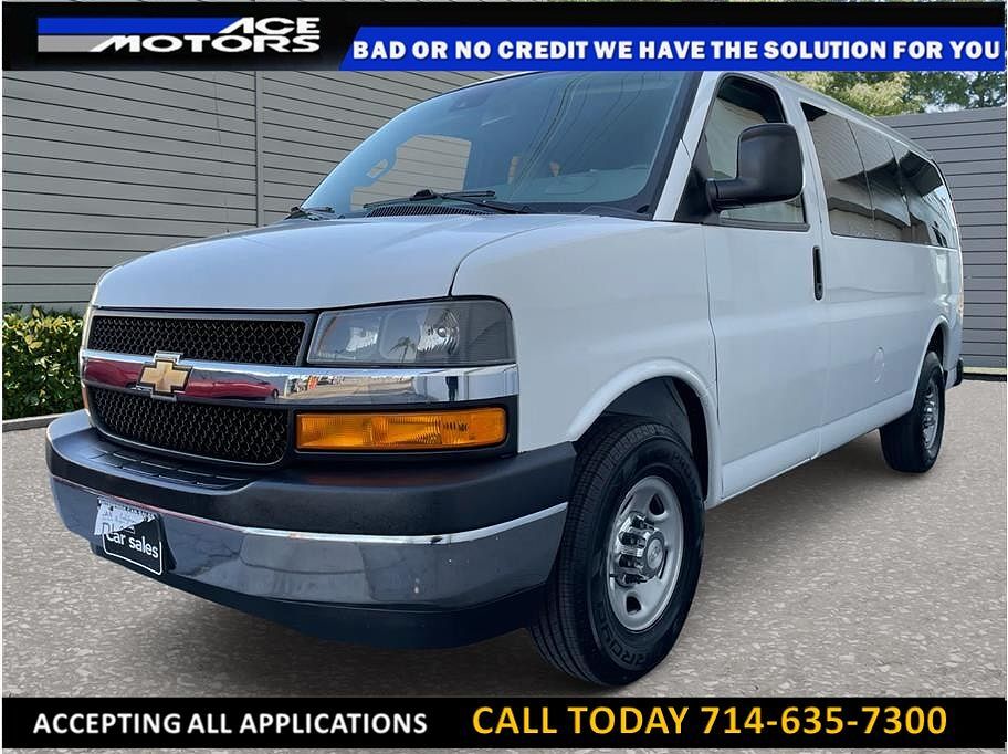 2020 CHEVROLET Express