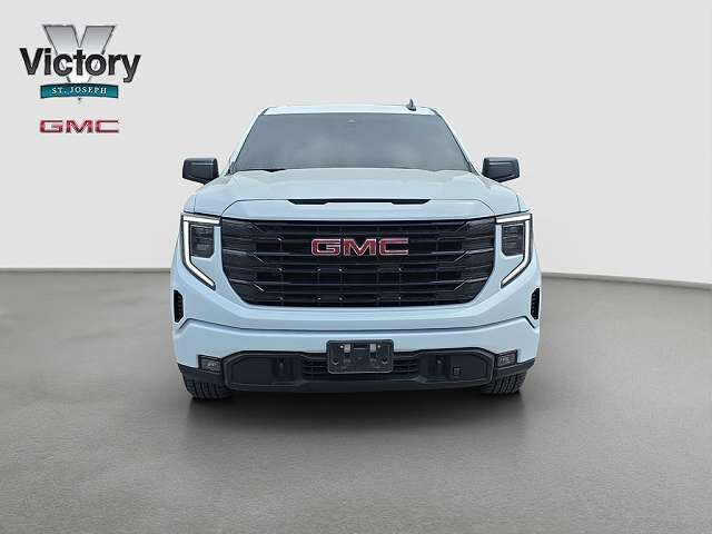 2022 GMC Sierra