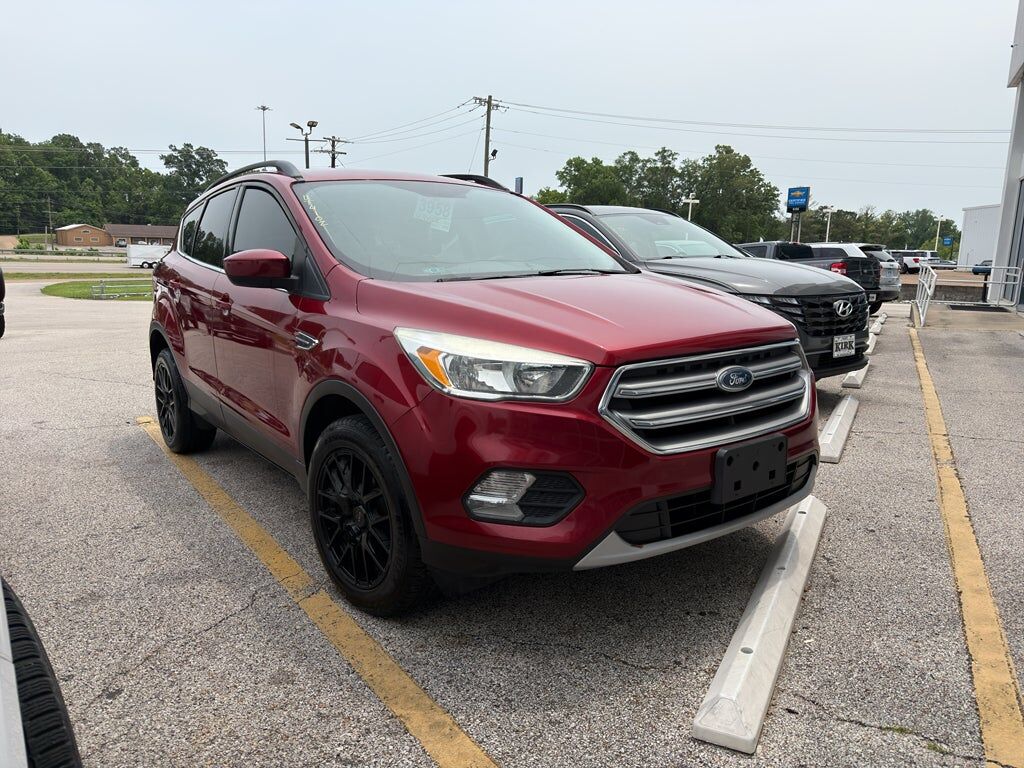 2017 FORD Escape