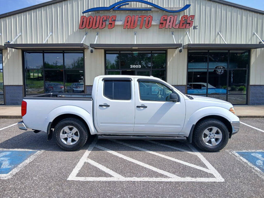 2011 NISSAN Frontier