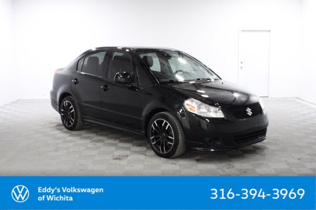 2011 SUZUKI SX4