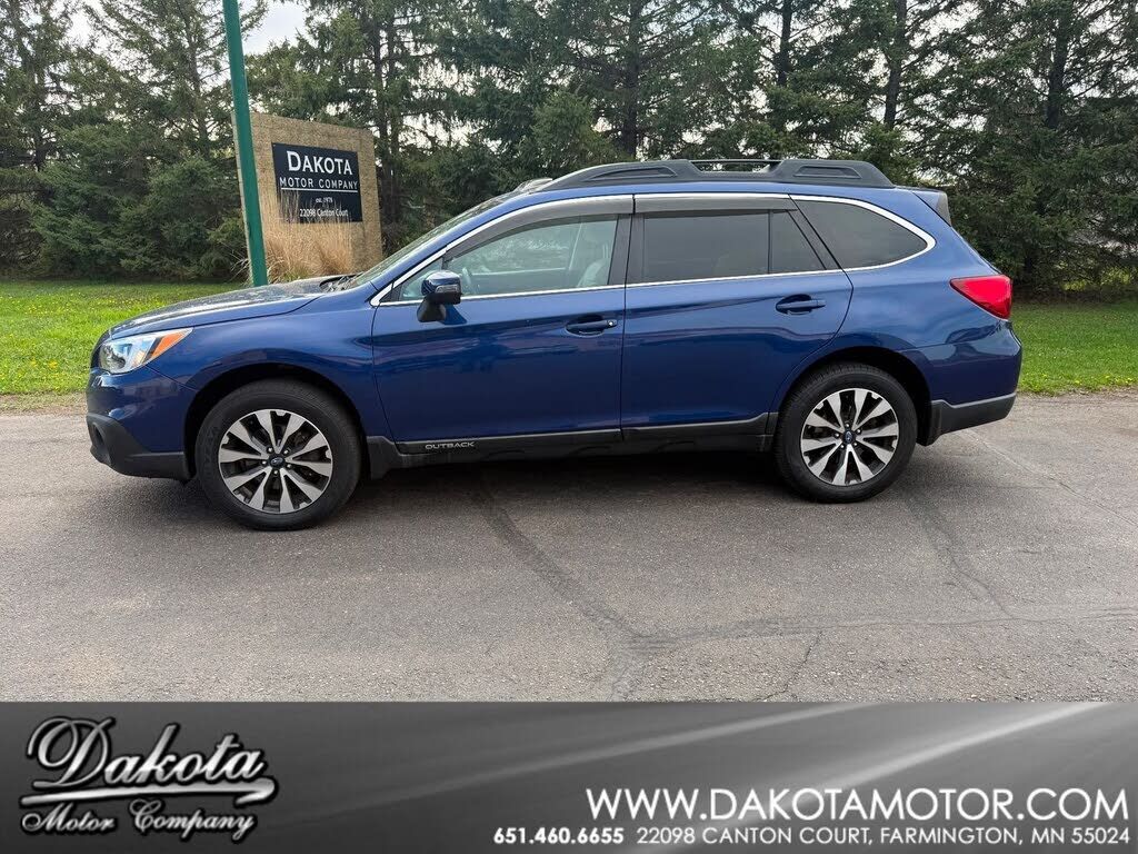 2016 SUBARU Outback
